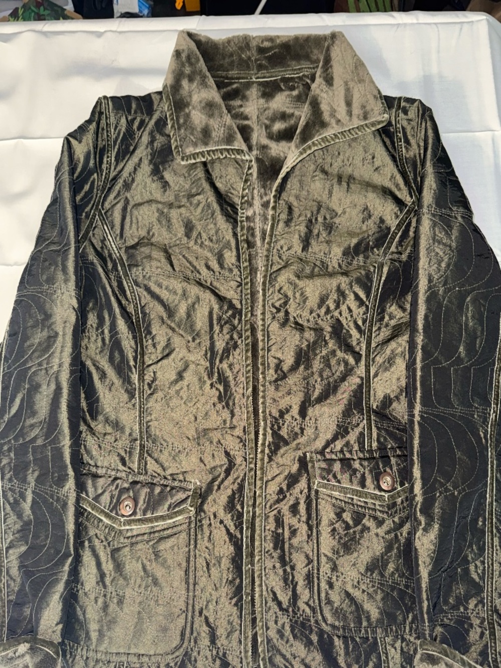 Bernardo Women Jacket Green Shiny Fur Interior Quilted Coat Front Zip
